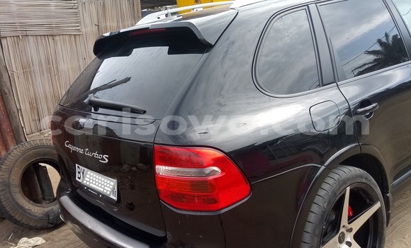 Sayi Na hannu Porsche Cayenne Black Mota in Cotonou a Benin Sayi Na hannu Porsche Cayenne Black Mota in Cotonou a Benin