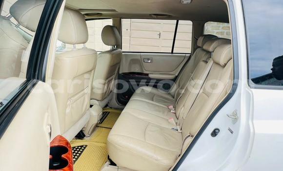 Acheter Occasion Voiture Toyota Highlander Blanc à Cotonou, Benin Acheter Occasion Voiture Toyota Highlander Blanc à Cotonou, Benin