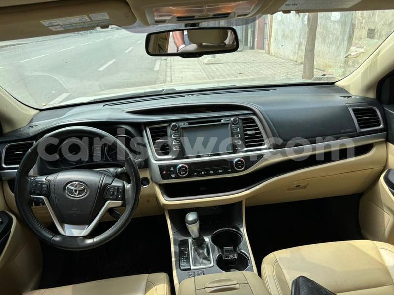 Big with watermark toyota highlander benin cotonou 21420