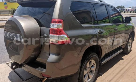 Sayi Na hannu Toyota Prado Black Mota in Cotonou a Benin Sayi Na hannu Toyota Prado Black Mota in Cotonou a Benin