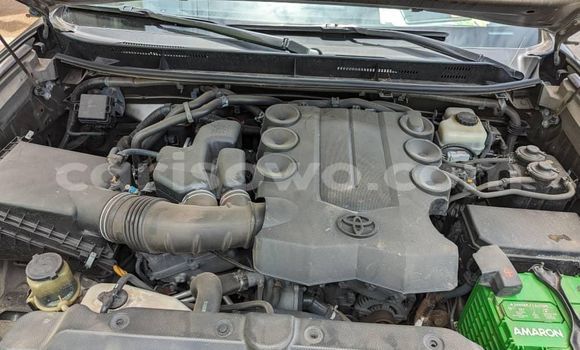 Ra Àlòkù Toyota Prado Black Ọkọ̀ in Cotonou ni Benin Ra Àlòkù Toyota Prado Black Ọkọ̀ in Cotonou ni Benin