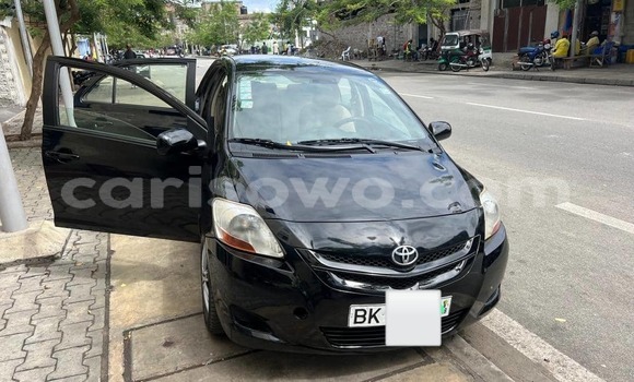 Ra Àlòkù Toyota Yaris Black Ọkọ̀ in Cotonou ni Benin