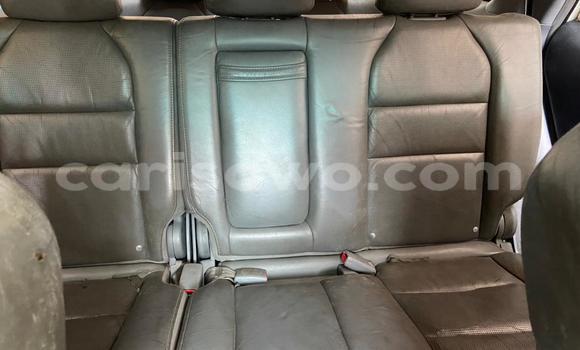 Sayi Na hannu Acura MDX White Mota in Cotonou a Benin Sayi Na hannu Acura MDX White Mota in Cotonou a Benin