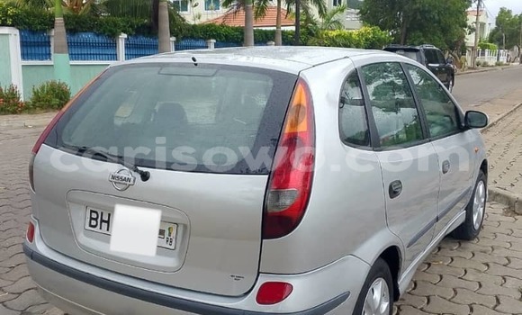 Acheter Occasion Voiture Nissan Almera Tino Gris à Cotonou, Benin