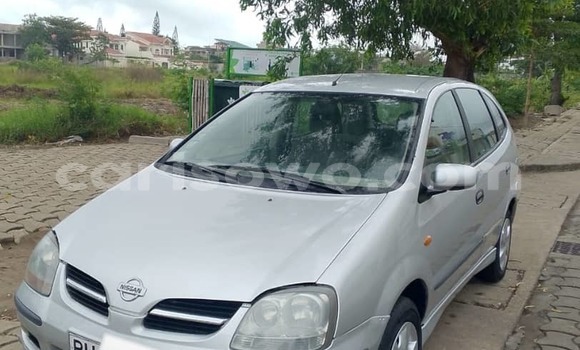 Acheter Occasion Voiture Nissan Almera Tino Gris à Cotonou, Benin Acheter Occasion Voiture Nissan Almera Tino Gris à Cotonou, Benin