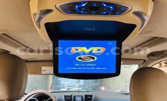 Ra Àlòkù Toyota Highlander Black Ọkọ̀ in Cotonou ni Benin Ra Àlòkù Toyota Highlander Black Ọkọ̀ in Cotonou ni Benin