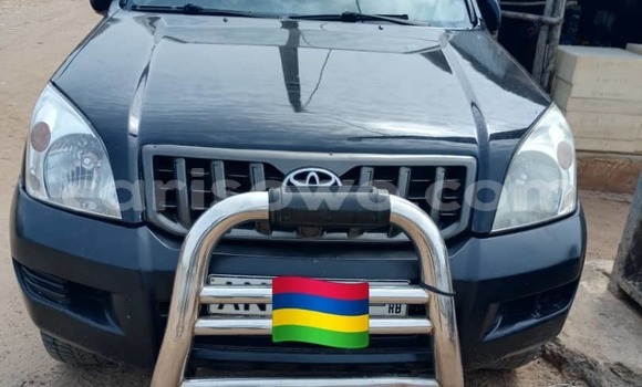 Sayi Na hannu Toyota Land Cruiser Prado Black Mota in Cotonou a Benin Sayi Na hannu Toyota Land Cruiser Prado Black Mota in Cotonou a Benin