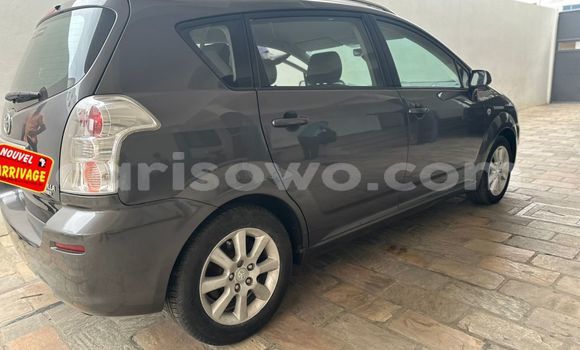 Sayi Na hannu Toyota Corolla Verso Black Mota in Cotonou a Benin Sayi Na hannu Toyota Corolla Verso Black Mota in Cotonou a Benin