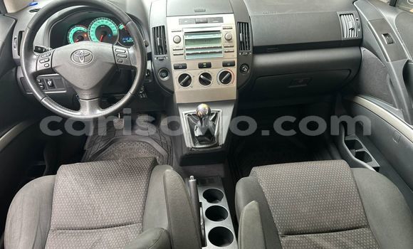 Sayi Na hannu Toyota Corolla Verso Black Mota in Cotonou a Benin Sayi Na hannu Toyota Corolla Verso Black Mota in Cotonou a Benin