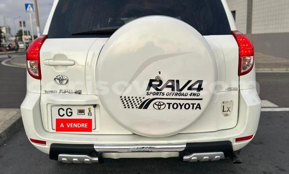 Acheter Occasion Voiture Toyota RAV4 Beige à Cotonou, Benin