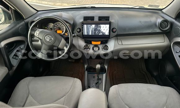 Ra Àlòkù Toyota RAV4 Alagara Ọkọ̀ in Cotonou ni Benin Ra Àlòkù Toyota RAV4 Alagara Ọkọ̀ in Cotonou ni Benin