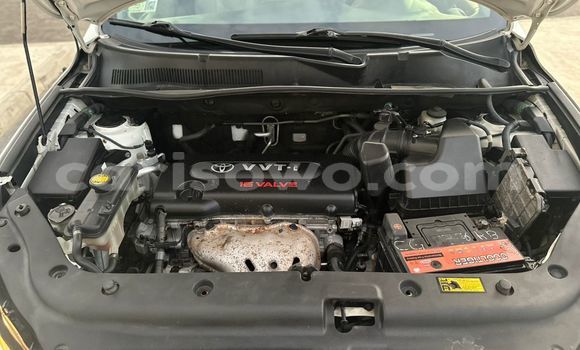 Ra Àlòkù Toyota RAV4 Alagara Ọkọ̀ in Cotonou ni Benin Ra Àlòkù Toyota RAV4 Alagara Ọkọ̀ in Cotonou ni Benin