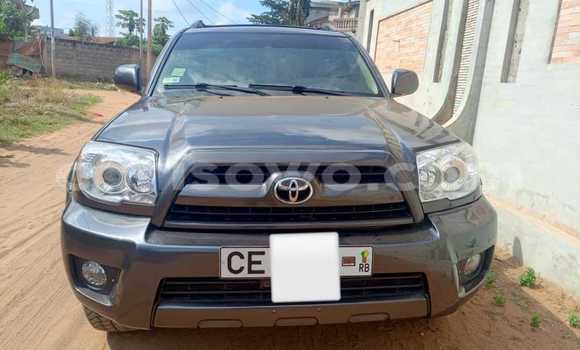 Sayi Na hannu Toyota 4Runner Black Mota in Cotonou a Benin