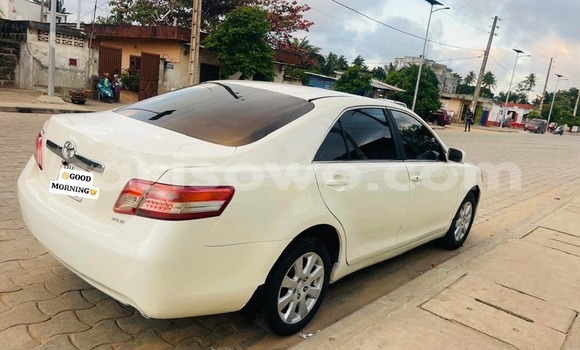 Buy Used Toyota Camry White Car in Cotonou in Benign Buy Used Toyota Camry White Car in Cotonou in Benign