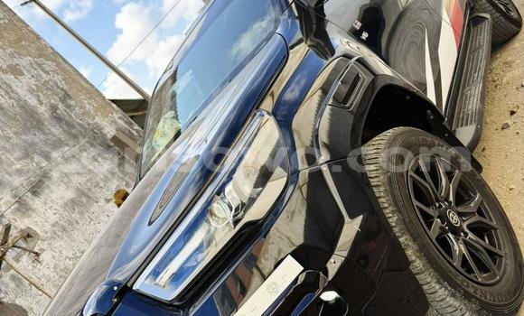 Sayi Na hannu Toyota Hilux Black Mota in Cotonou a Benin Sayi Na hannu Toyota Hilux Black Mota in Cotonou a Benin