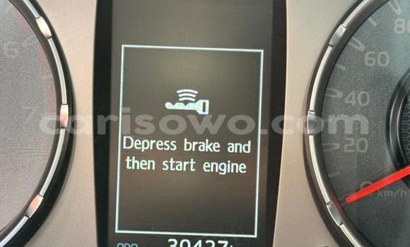 Sayi Na hannu Toyota Hilux Black Mota in Cotonou a Benin Sayi Na hannu Toyota Hilux Black Mota in Cotonou a Benin