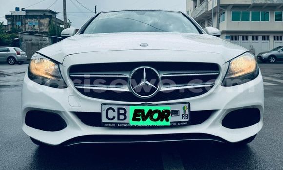Buy Used Mercedes-Benz E–Class White Car in Cotonou in Benign Buy Used Mercedes-Benz E–Class White Car in Cotonou in Benign