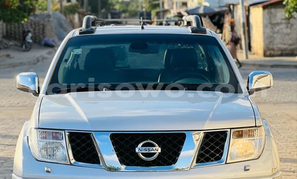 Ra Àlòkù Nissan Navara Silver Ọkọ̀ in Cotonou ni Benin Ra Àlòkù Nissan Navara Silver Ọkọ̀ in Cotonou ni Benin