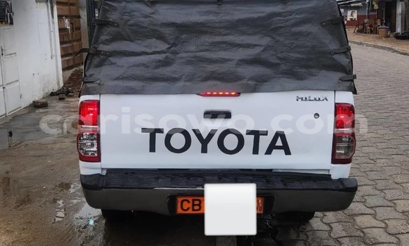 Acheter Occasion Voiture Toyota Hilux Blanc à Cotonou, Benin Acheter Occasion Voiture Toyota Hilux Blanc à Cotonou, Benin
