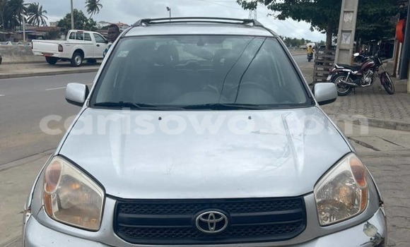 Sayi Na hannu Toyota RAV4 Azurfa Mota in Cotonou a Benin Sayi Na hannu Toyota RAV4 Azurfa Mota in Cotonou a Benin