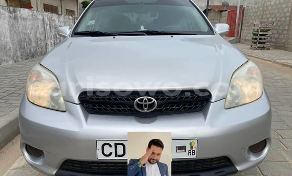 Ra Àlòkù Toyota Matrix Silver Ọkọ̀ in Cotonou ni Benin