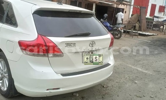 Ra Àlòkù Toyota Venza funfun Ọkọ̀ in Cotonou ni Benin Ra Àlòkù Toyota Venza funfun Ọkọ̀ in Cotonou ni Benin