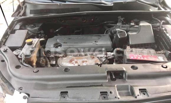 Ra Àlòkù Toyota RAV4 funfun Ọkọ̀ in Cotonou ni Benin Ra Àlòkù Toyota RAV4 funfun Ọkọ̀ in Cotonou ni Benin