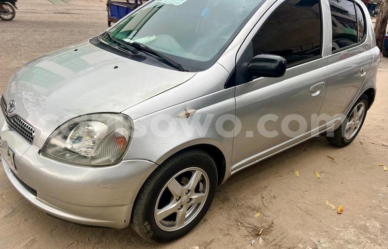 Big with watermark toyota yaris benin cotonou 21488