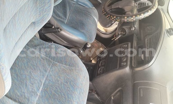 Acheter Occasion Voiture Peugeot Partner Blanc à Cotonou, Benin Acheter Occasion Voiture Peugeot Partner Blanc à Cotonou, Benin