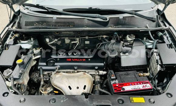 Ra Àlòkù Toyota RAV4 Alawọ ewe Ọkọ̀ in Abomey Calavi ni Benin Ra Àlòkù Toyota RAV4 Alawọ ewe Ọkọ̀ in Abomey Calavi ni Benin