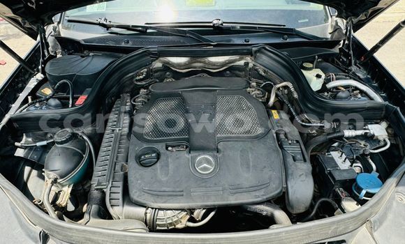 Ra Àlòkù Mercedes-Benz GLK–Class Black Ọkọ̀ in Cotonou ni Benin Ra Àlòkù Mercedes-Benz GLK–Class Black Ọkọ̀ in Cotonou ni Benin