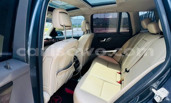 Ra Àlòkù Mercedes-Benz GLK–Class Black Ọkọ̀ in Cotonou ni Benin Ra Àlòkù Mercedes-Benz GLK–Class Black Ọkọ̀ in Cotonou ni Benin