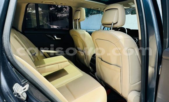 Ra Àlòkù Mercedes-Benz GLK–Class Black Ọkọ̀ in Cotonou ni Benin Ra Àlòkù Mercedes-Benz GLK–Class Black Ọkọ̀ in Cotonou ni Benin