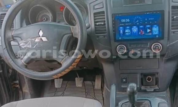 Ra Àlòkù Mitsubishi Pajero Silver Ọkọ̀ in Cotonou ni Benin Ra Àlòkù Mitsubishi Pajero Silver Ọkọ̀ in Cotonou ni Benin