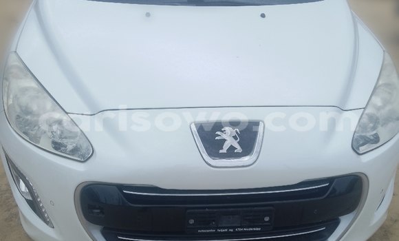Buy Used Peugeot 308 White Car in Cotonou in Benign