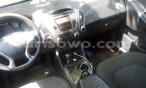 Buy Used Hyundai Tucson Blue Car in Cotonou in Benign Buy Used Hyundai Tucson Blue Car in Cotonou in Benign