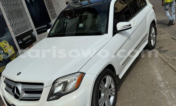 Sayi Na hannu Mercedes-Benz GLK–Class White Mota in Cotonou a Benin