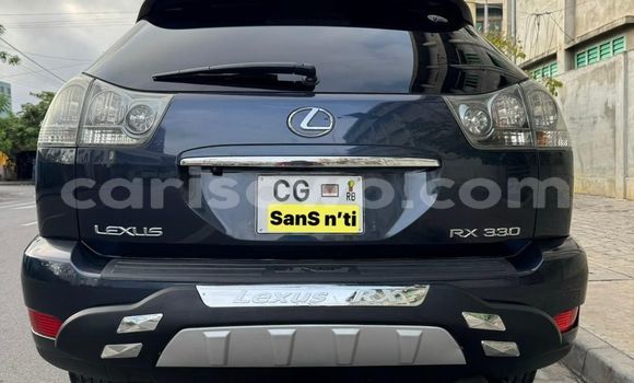 Sayi Na hannu Lexus RX 330 Black Mota in Cotonou a Benin