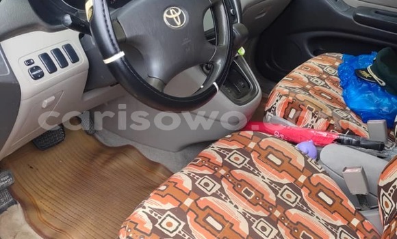 Ra Àlòkù Toyota Highlander Red Ọkọ̀ in Cotonou ni Benin Ra Àlòkù Toyota Highlander Red Ọkọ̀ in Cotonou ni Benin