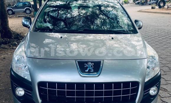 Buy Used Peugeot 3008 Silver Car in Cotonou in Benign