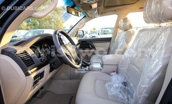 Sayi Imported Toyota Land Cruiser Black Mota in Import - Dubai a Benin Sayi Imported Toyota Land Cruiser Black Mota in Import - Dubai a Benin