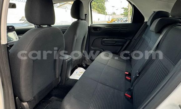 Sayi Na hannu Citroen C4 White Mota in Abomey Calavi a Benin Sayi Na hannu Citroen C4 White Mota in Abomey Calavi a Benin