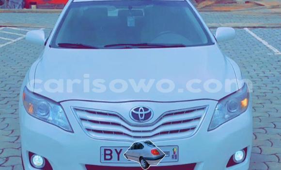 Acheter Occasion Voiture Toyota Camry Blanc à Porto Novo, Benin
