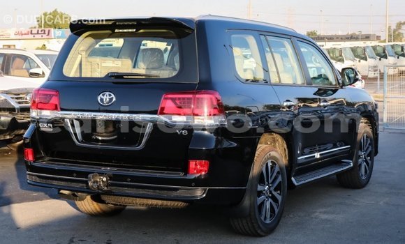 Sayi Imported Toyota Land Cruiser Black Mota in Import - Dubai a Benin Sayi Imported Toyota Land Cruiser Black Mota in Import - Dubai a Benin