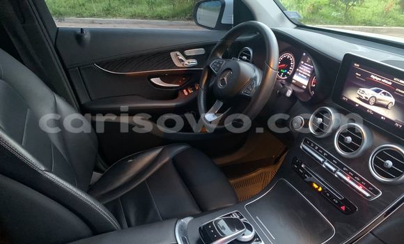 Sayi Na hannu Mercedes-Benz CLC-klasse White Mota in Cotonou a Benin Sayi Na hannu Mercedes-Benz CLC-klasse White Mota in Cotonou a Benin