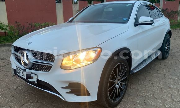 Sayi Na hannu Mercedes-Benz CLC-klasse White Mota in Cotonou a Benin Sayi Na hannu Mercedes-Benz CLC-klasse White Mota in Cotonou a Benin