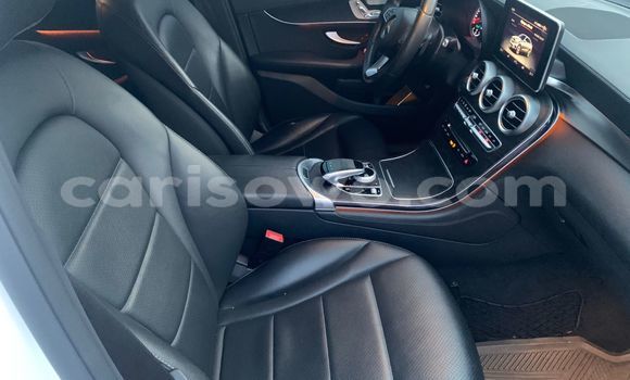 Sayi Na hannu Mercedes-Benz CLC-klasse White Mota in Cotonou a Benin Sayi Na hannu Mercedes-Benz CLC-klasse White Mota in Cotonou a Benin