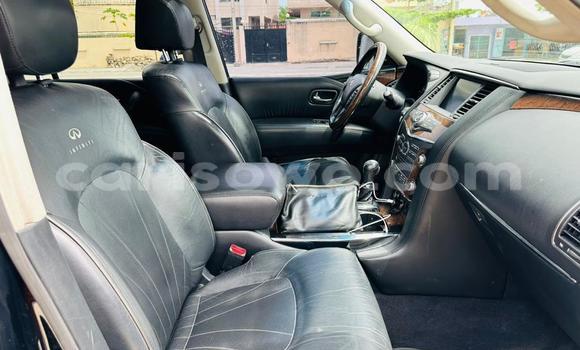 Sayi Na hannu Infiniti QX56 Black Mota in Cotonou a Benin Sayi Na hannu Infiniti QX56 Black Mota in Cotonou a Benin