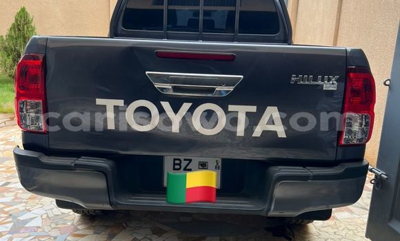 Acheter Occasion Voiture Toyota Hilux Blanc à Cotonou, Benin Acheter Occasion Voiture Toyota Hilux Blanc à Cotonou, Benin