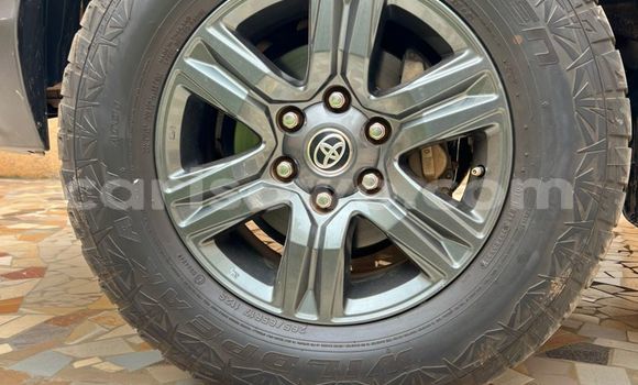 Acheter Occasion Voiture Toyota Hilux Blanc à Cotonou, Benin Acheter Occasion Voiture Toyota Hilux Blanc à Cotonou, Benin